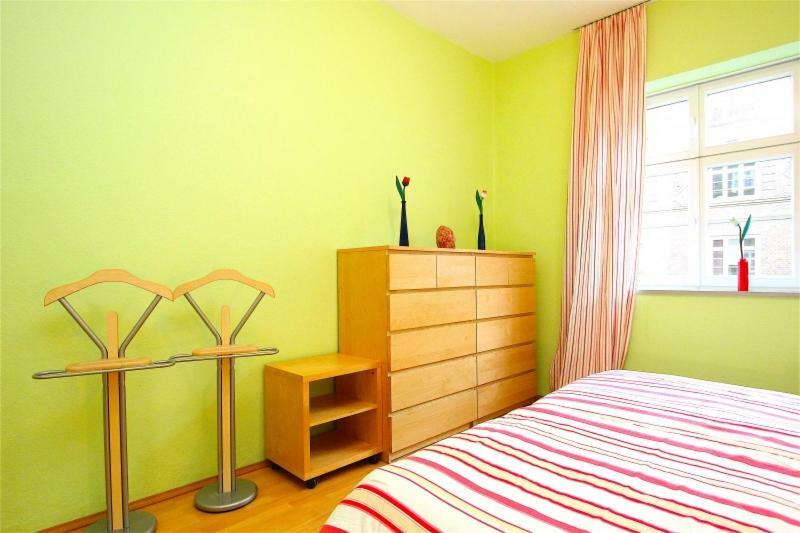 Private Room Hannover Bagian luar foto